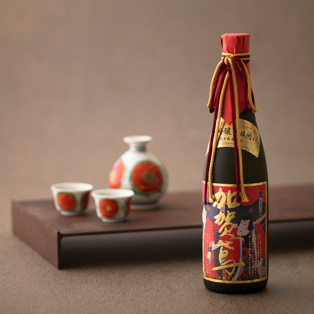 【新品】加賀鳶　純米大吟醸　千日囲い 日本酒　1800ml Amazon.co.jp: 加賀鳶 純米大吟醸 千日囲い 錦絵ラベル 桐箱入