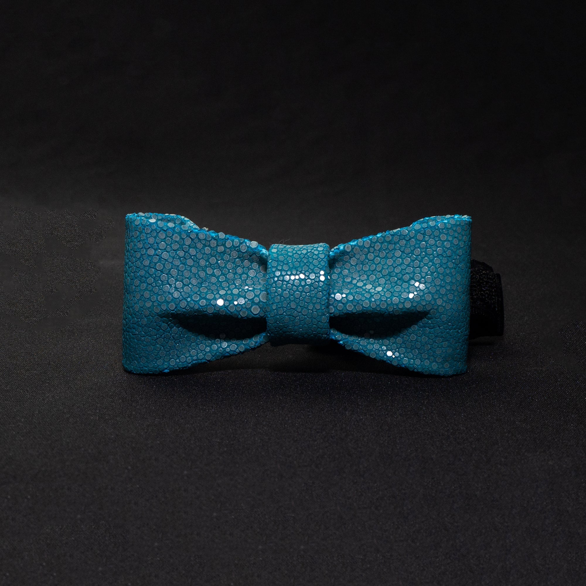 ターコイズブルー