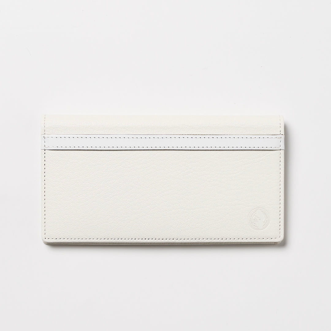 CREEZAN JETTER SMARTPHONE CASE 「白は汚れる」常識を覆す、上質