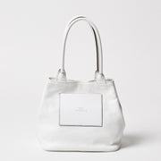 ＜CREEZAN＞　「白は汚れる」を覆す純白バッグ