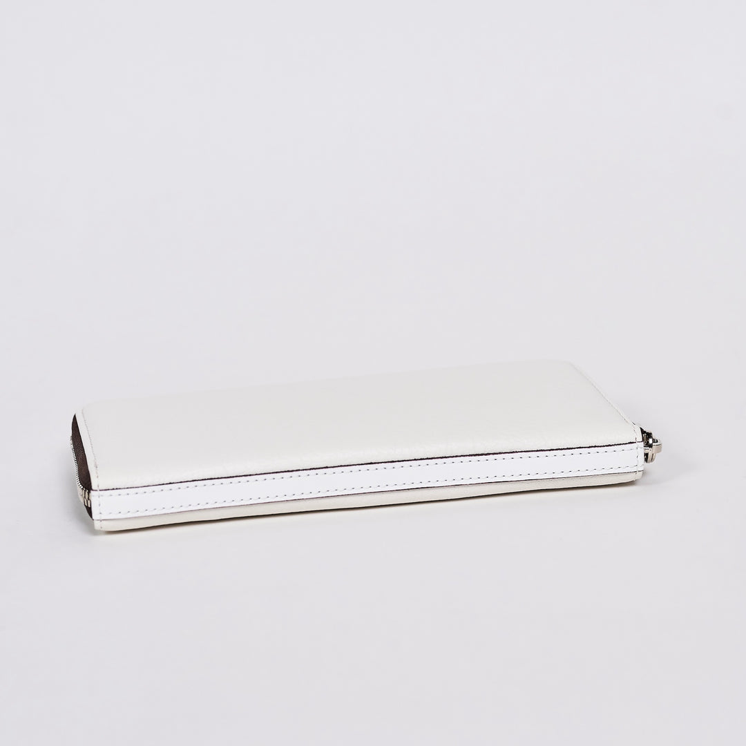 CREEZAN クリーザン　長財布　ジッパーウォレット　白 CREEZAN JETTER ZIPPER LONG WALLET 「白は汚れる」常識を覆す