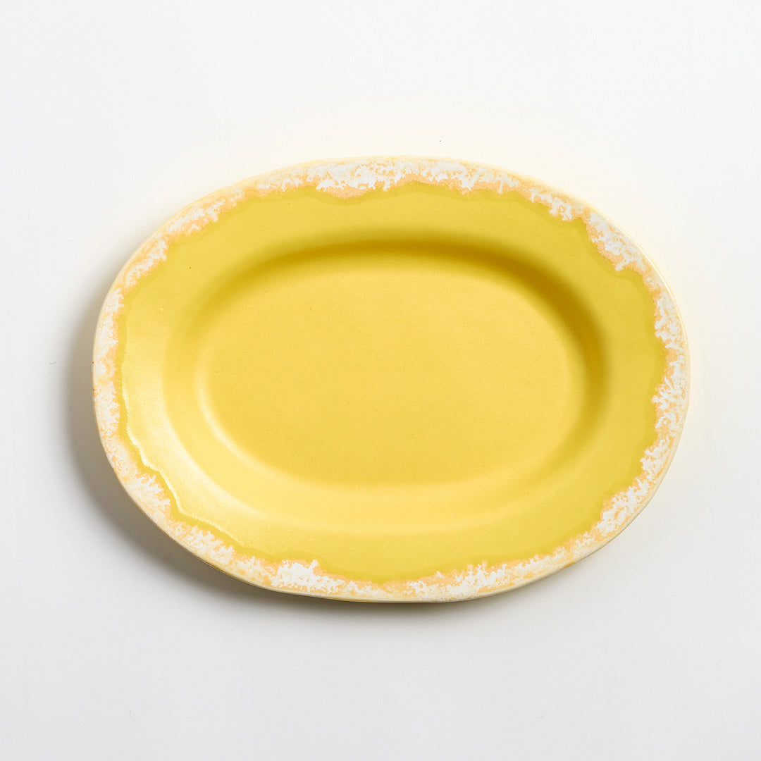 NAOKO HATA CERAMICS 食卓の主役になる釉薬の表情とポップカラー
