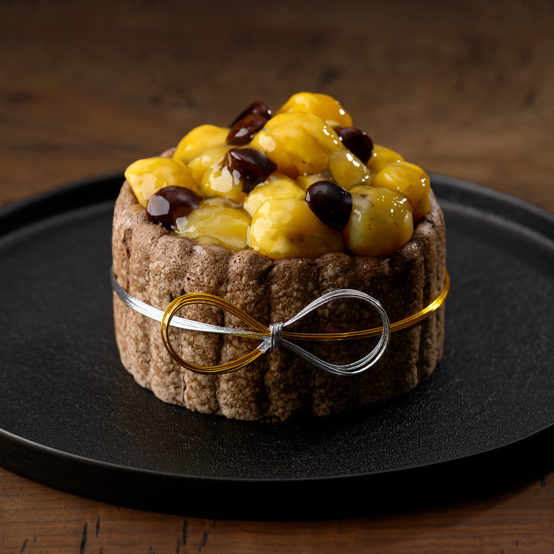 小サイズ：直径約13.5cm×高さ約10cm・約875g