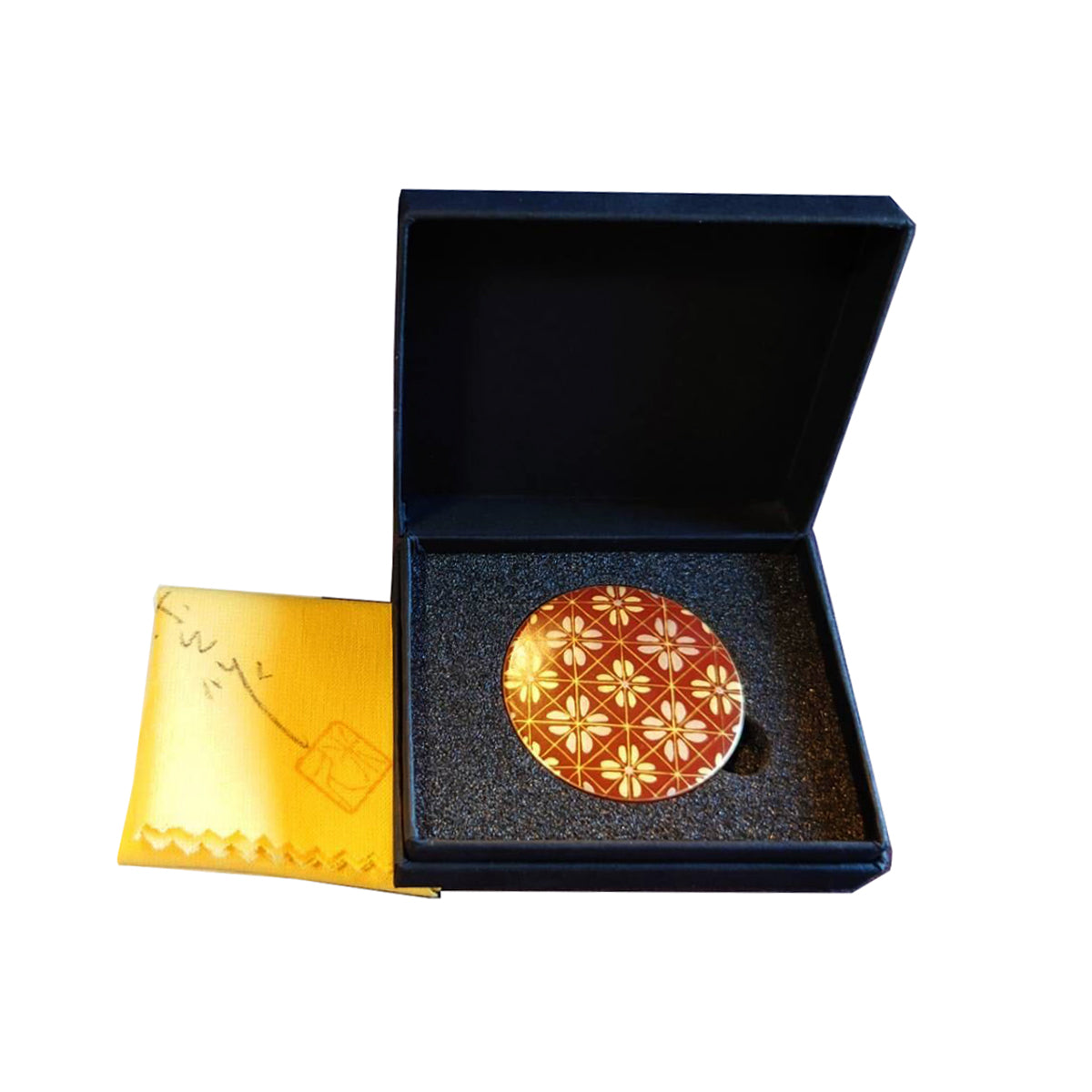 箱に入れてお送りいたします<br>箱のデザインは変更の場合あり