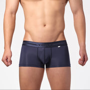 ネイビー　（着用：前面）