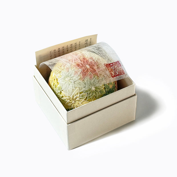 32の交差花（円周24cm）箱イメージ