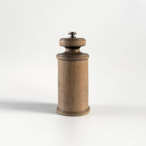 木工ヤマニ デザインと使い心地を兼ね備えた「ソルトミル」 – By Emotion