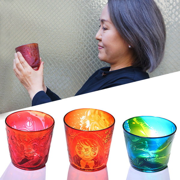 美品　木越あい　しりとり文グラス　ネコ　マウンテンゴリラ　ガラス作家 木越 あい 異世界へ誘う色のストーリー – By Emotion