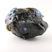 大石 早矢香<br>
「Anima茶盌」<br>
高さ145×幅190×奥行130mm<br>
制作年：2024年<br>
黒御影土