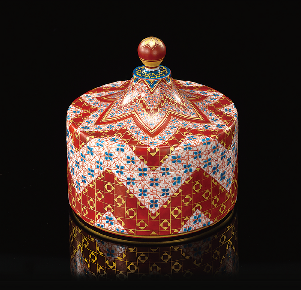 細描煌めく皇室の小さな菓子器　極彩アラベスク文 ボンボニエール