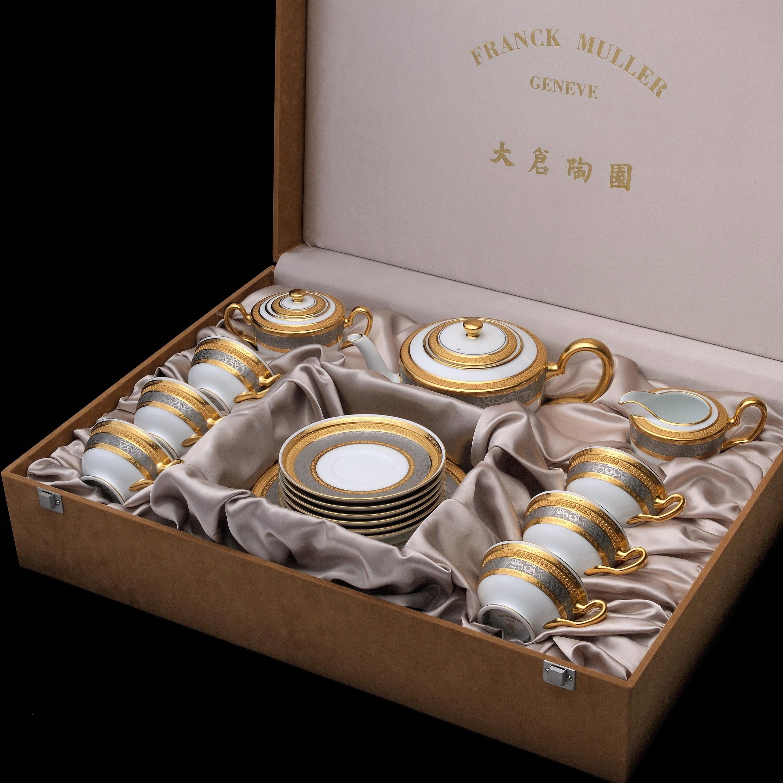 ＜FRANCK MULLER × 大倉陶園＞　スペシャルティーセット