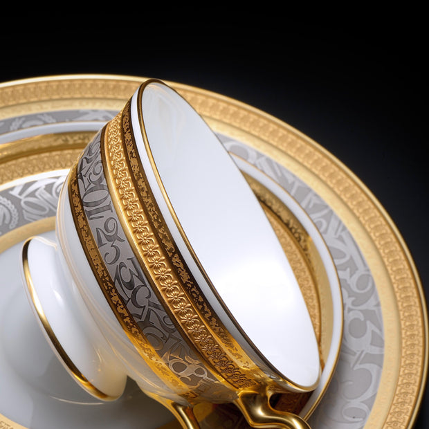 FRANCK MULLER × 大倉陶園　スペシャルティーセット