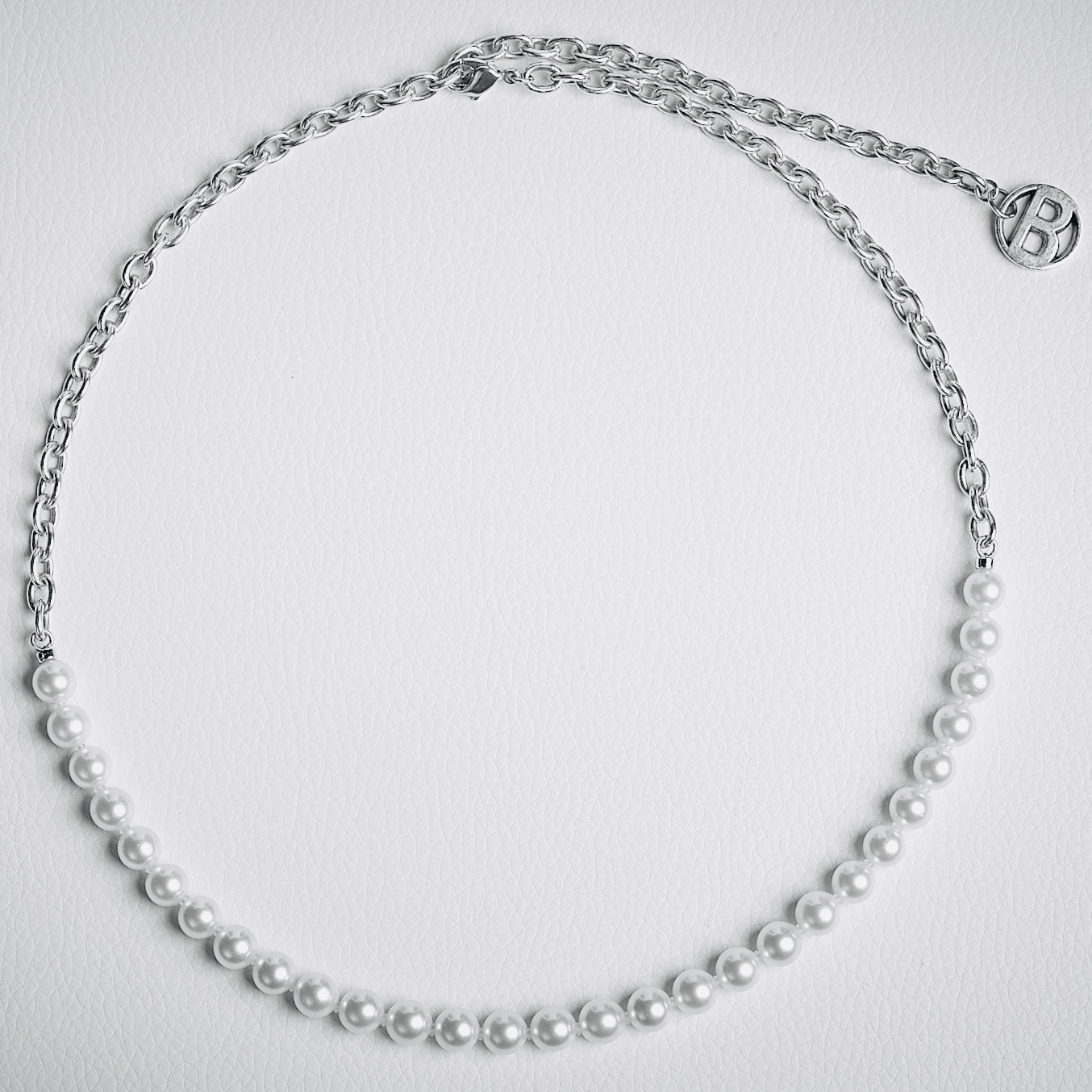 パールアクセサリー まとめ売り 6 Blacklist Half Pearl Necklace – By Emotion