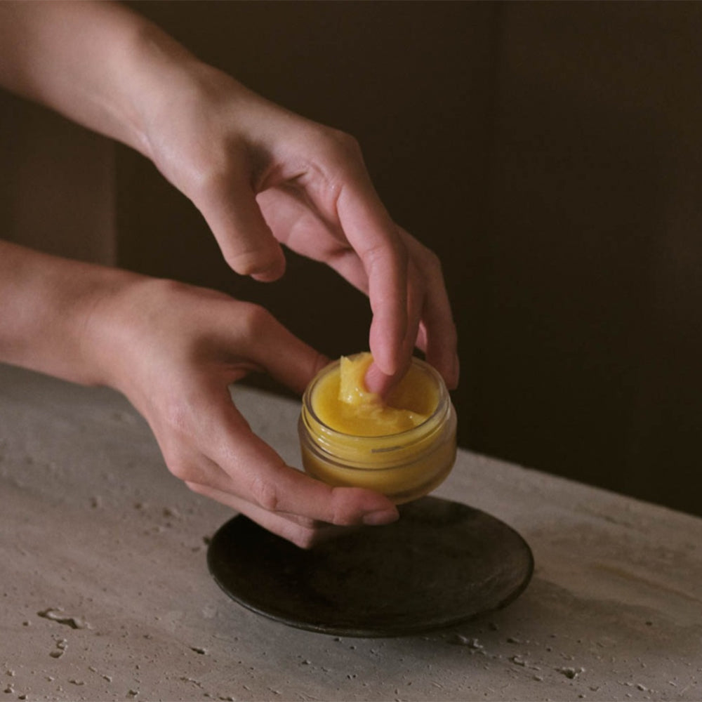 樹木<br>芯の強い日本の樹木を感じる、赤松ベースの芳醇な香り