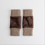 カラー：TAN<br>素材：羊革 / カシミヤ<br>サイズ：21cm<br>日本製