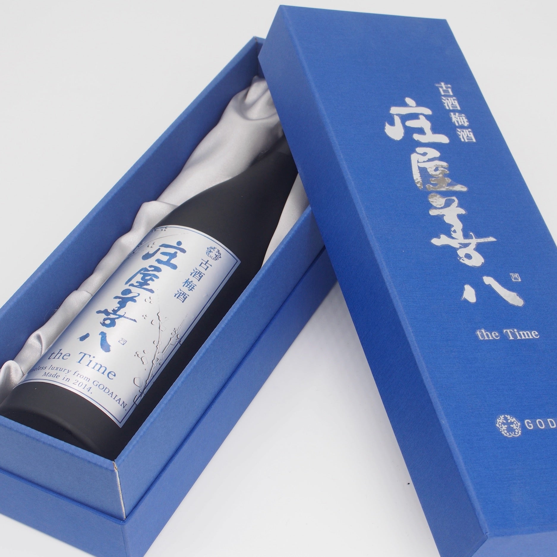 化粧箱入りでギフトにもおすすめ