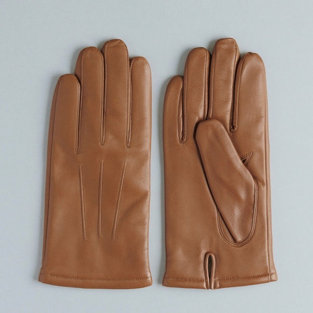 カラー：BLACK<br>素材：羊革<br>サイズ：24cm<br>日本製