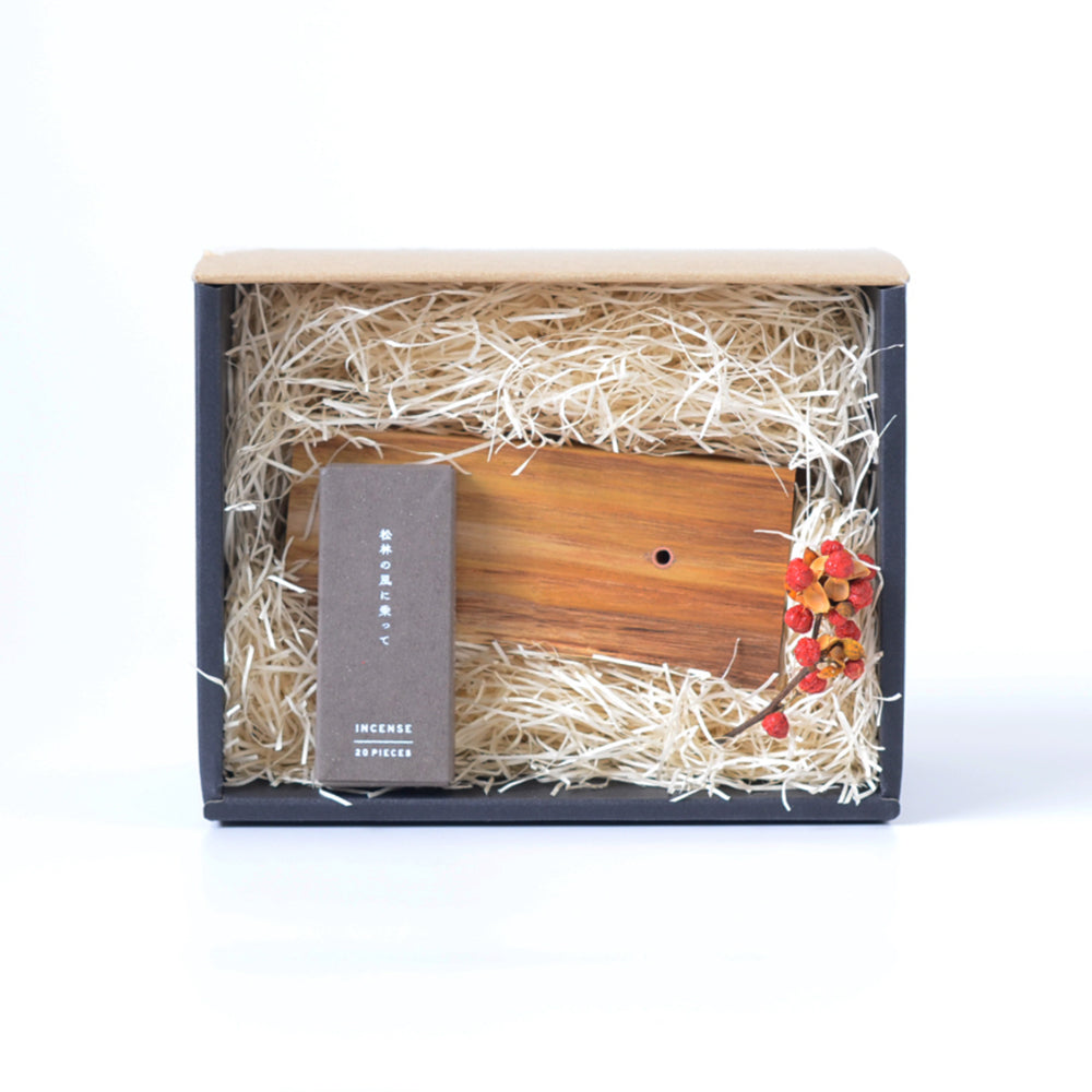 yaso 木々の爽やかな香りを愉しむ 「お香＋樹木スタンド」 – By Emotion