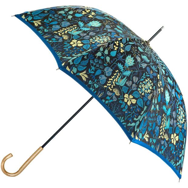 長傘（ブルー）：親骨の長さ  60㎝　直径  98㎝　全長  88㎝<br>北欧の著名デザイナーのテキスタイルデザイン「HERBARIUM」