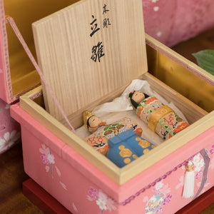 ひな人形用インテリア茶箱（保管時）　Photo: Colin Mok