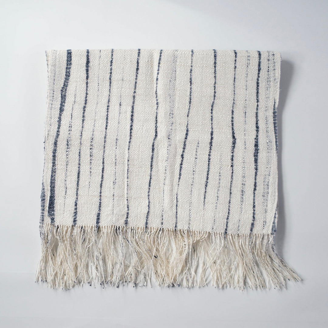 奥順×suzusan シルクストール 結城紬と有松鳴海絞りの老舗がコラボ